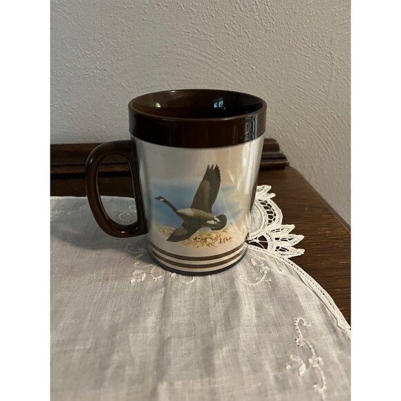 Vintage Canadian Goose Thermo Serv Mug - Picture 1 of 5